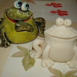 Лягушонок из соленого теста
