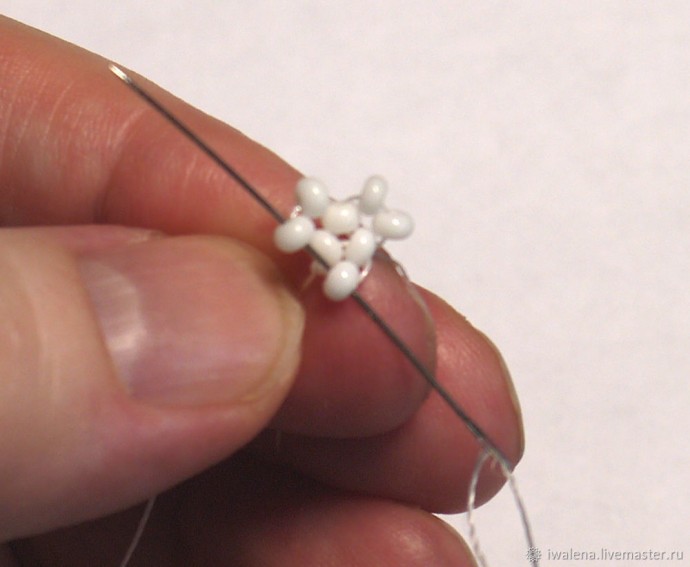 Трехгранная трубочка