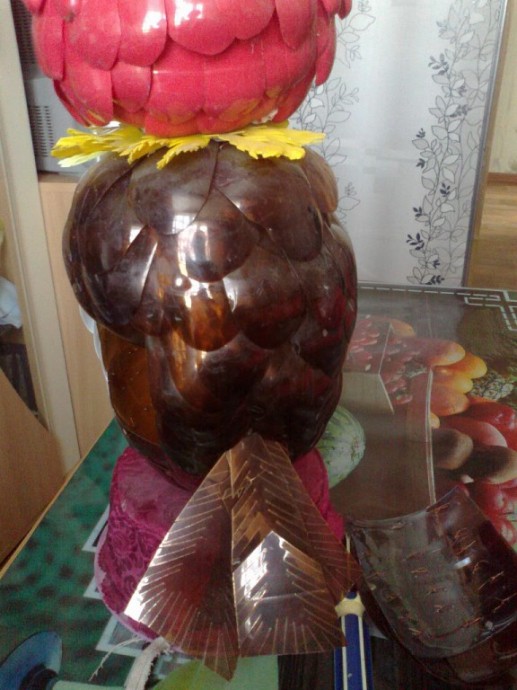 Попугай Кеша из пластиковых бутылок