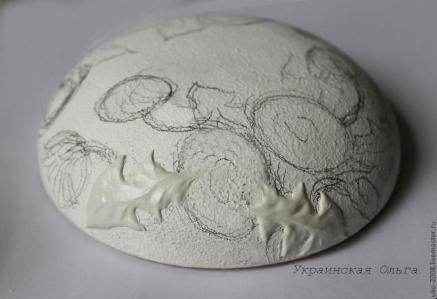 Одуванчики в объемной технике на шкатулке: часть 2