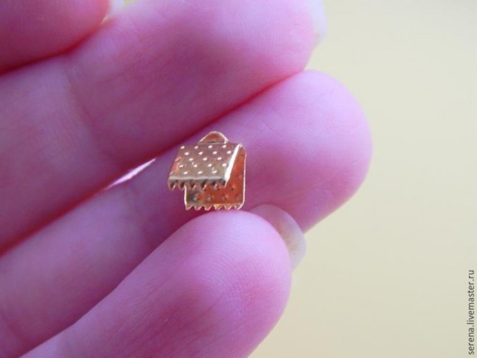 Делаем кафф с пером на тонкой проволоке мемори: часть 1 Делаем кафф с пером на тонкой проволоке мемори: часть 1