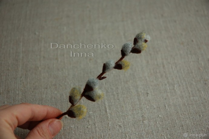 Создаем нежную веточку вербы из шерсти: часть 3 Создаем нежную веточку вербы из шерсти: часть 3