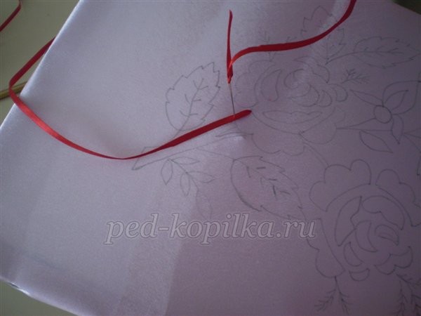 ​Вышивка лентами и стеклярусом: мастер-класс, часть 1