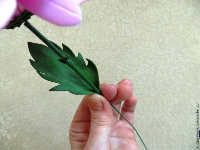 Гербера из фоамирана: часть 6