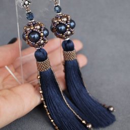 Чудесные серьги кисти