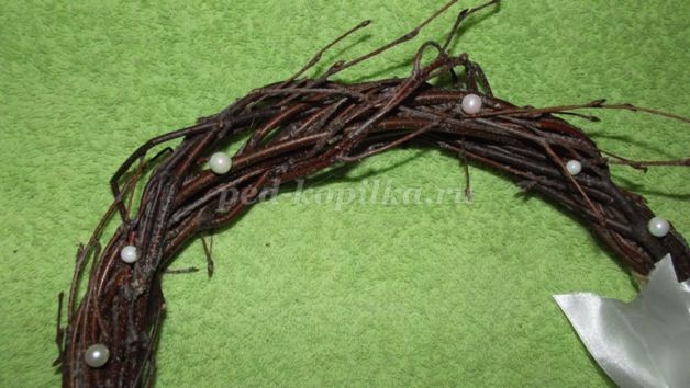 ​Декоративный венок: часть 3