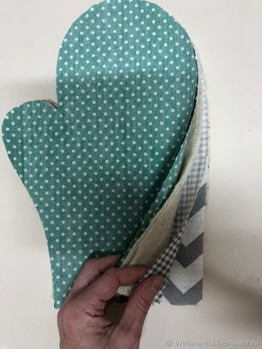 Шьём варежку-прихватку и прихватку Шьём варежку-прихватку и прихватку