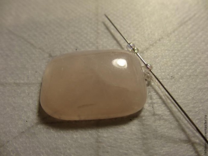 ​Брошь из бисера и лент: часть 1