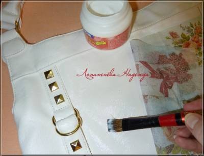 ​Декупаж на сумке или подарок для себя любимой: часть 1