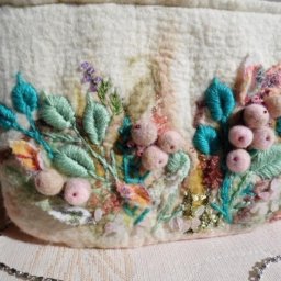 Создаем объёмную вышивку на войлоке