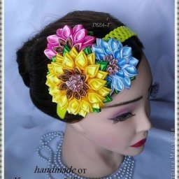 Георгин из атласных лент