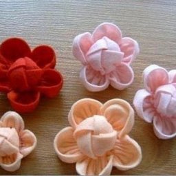 Цветы из ленты: мастер-класс