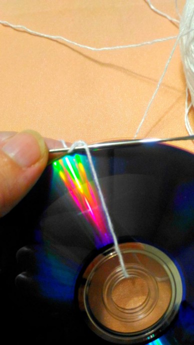 Создаем панно из CD дисков: часть 1