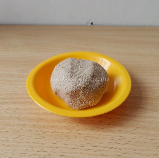 Ёлочная игрушка "Девочка якутка из опилок": часть 1