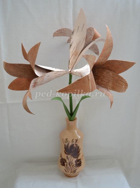 Лилии из бересты