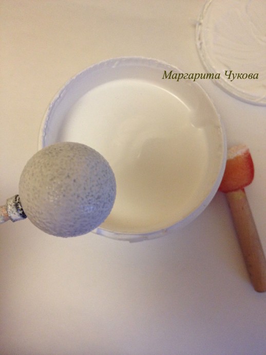 Декоративный праздничный венок своими руками: часть 1