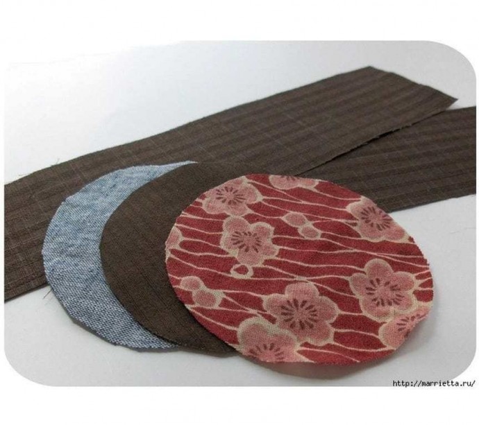 ​Игольница на руку