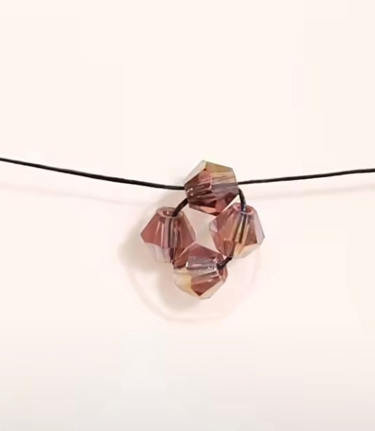 Бусины из биконуса Бусины из биконуса