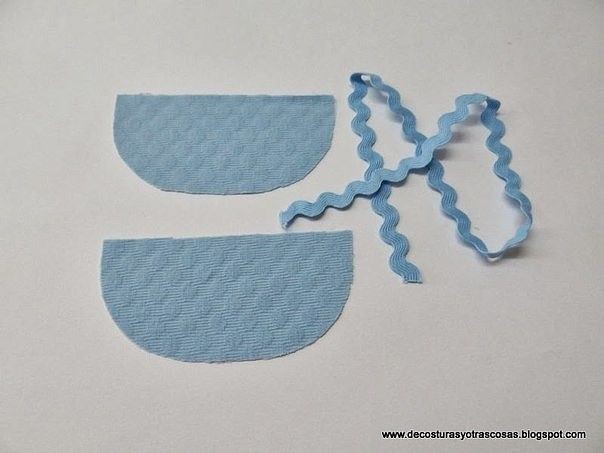 ​Декорирование детской одежды тесьмой "вьюнок"