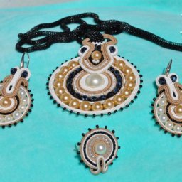 Создание кольца Оллин Тонатиу в технике сутажной вышивки