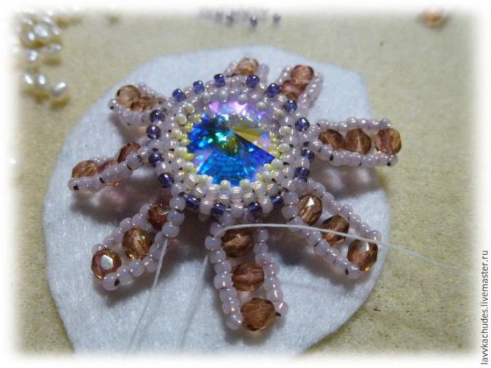 Делаем серьги "Королевский шик": часть 1