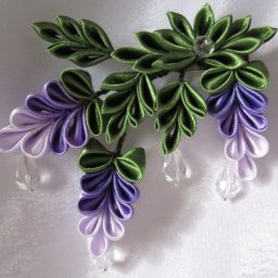 Сборка веточки в технике канзаши