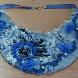 Мастерим оригинальное колье из джинсовой ткани