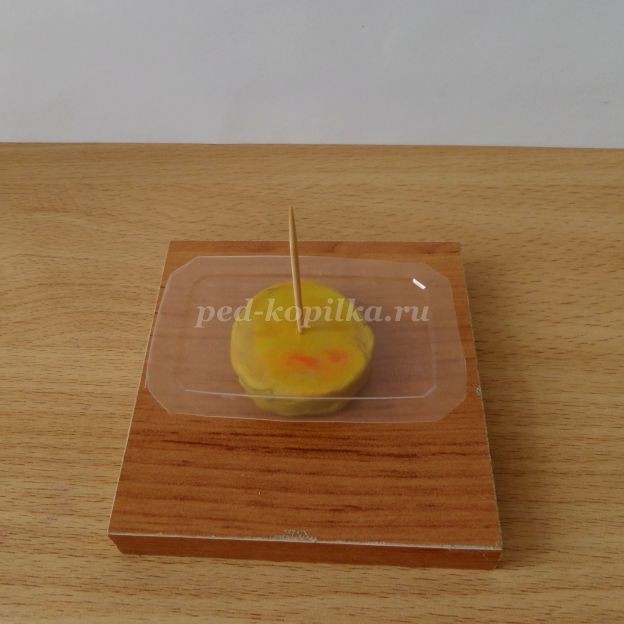 Ёлочная игрушка "Девочка якутка из опилок": часть 1