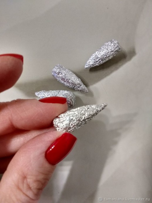 Мастер-класс по созданию интерьерного венка из природных материалов и фоамирана