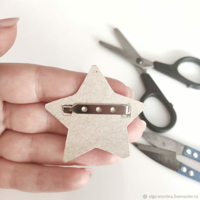 Делаем брошь из бисера звезду: часть 2 Делаем брошь из бисера звезду: часть 2