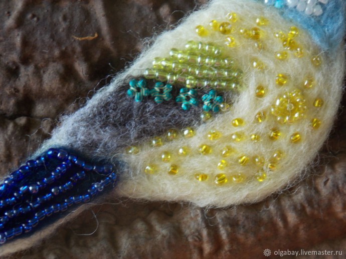 Делаем брошь "Синичка" из войлока и бисера: часть 2 Делаем брошь "Синичка" из войлока и бисера: часть 2