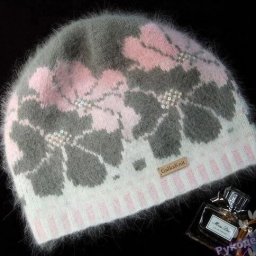 Шапочка жаккардовым узором