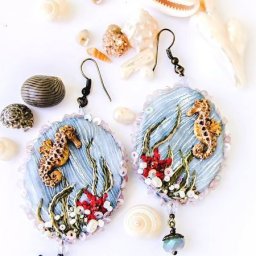 ​Изготавливаем текстильные серьги с вышивкой и лепкой "Гиппокампус": часть 2