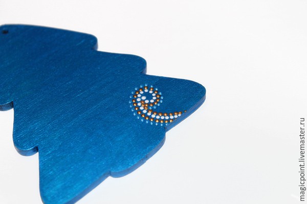 Мастер-класс по точечной росписи новогодних подвесок: часть 2 Мастер-класс по точечной росписи новогодних подвесок: часть 2