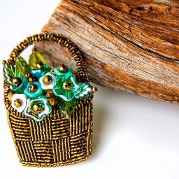 Брошь "Корзинка с цветами"