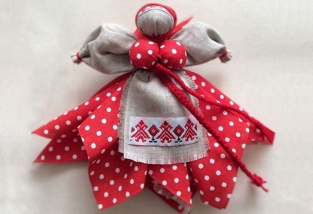 ​Шитьё кукол-оберегов