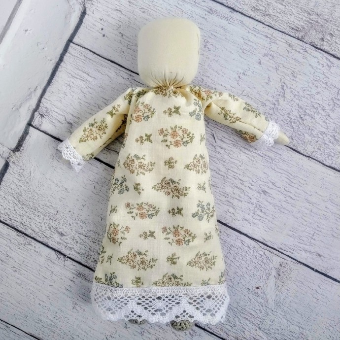 Тряпичная куколка "Милая Хозяюшка" Тряпичная куколка "Милая Хозяюшка"