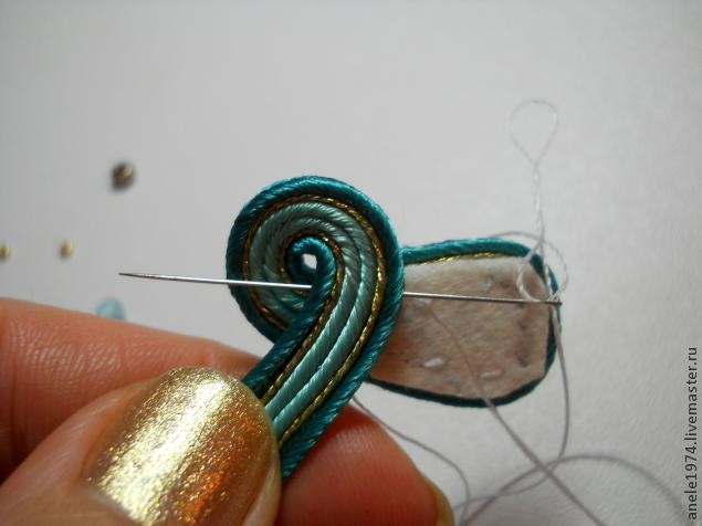 Мастер-класс по созданию сутажного кулона "Весенний букетик": часть 1 Мастер-класс по созданию сутажного кулона "Весенний букетик": часть 1