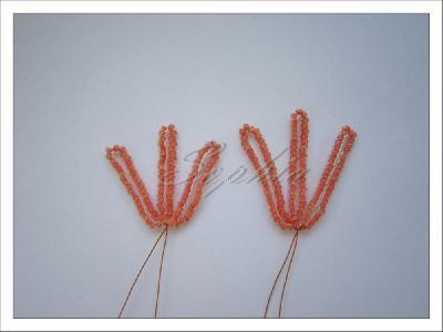 Создаем куст роз из бисера: часть 2