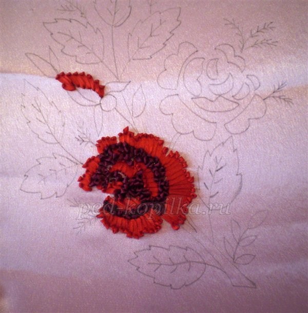 ​Вышивка лентами и стеклярусом: мастер-класс, часть 2