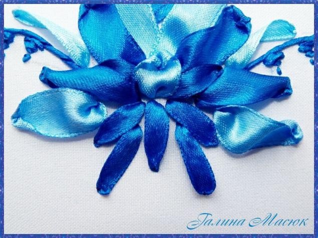 Вышивка лентами: элемент гжельской росписи "Роза"