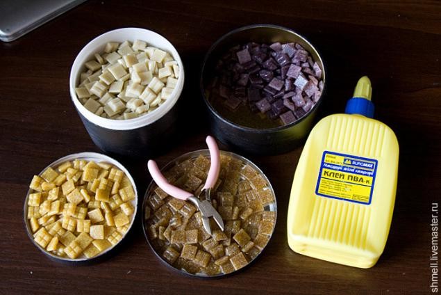 ​Декор столешницы мозаикой: растительный рисунок