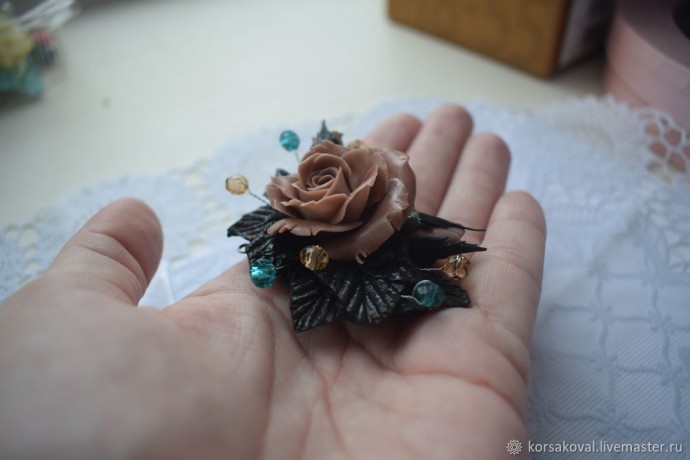 Создаем брошь "Букет двухцветных роз": часть 5