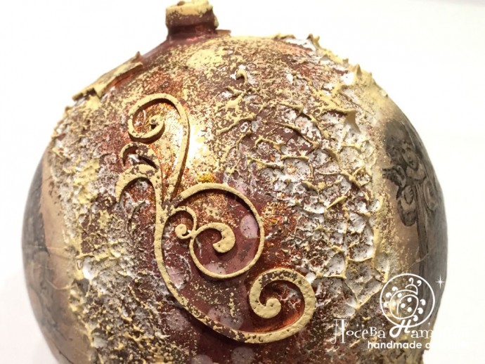 Декорирование винтажного ёлочного шара "Зимняя сказка" в смешанной технике: часть 4