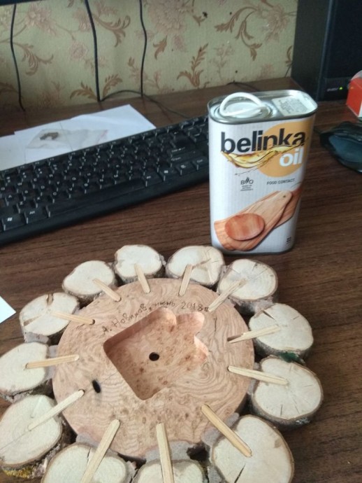 ​Делаем оригинальные деревянные часы из спилов: часть 7