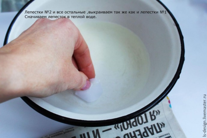 Шелковая бутоньерка роз: часть 1