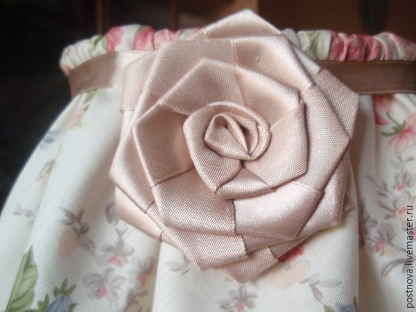 Создаем интерьерную композицию в стиле шебби шик из старинной лампы и коробки: часть 2 Создаем интерьерную композицию в стиле шебби шик из старинной лампы и коробки: часть 2