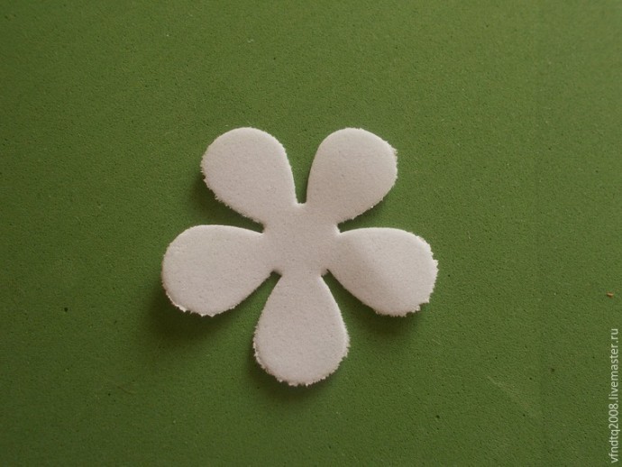 Создаем цветы яблони из фоамирана
