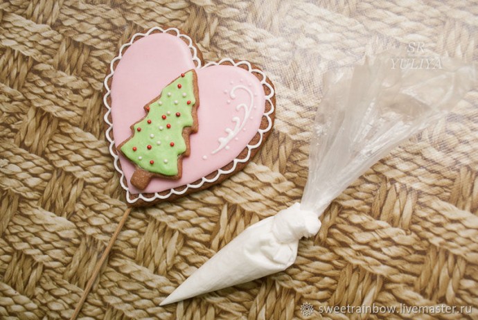 Украшаем новогодний пряник: часть 2 Украшаем новогодний пряник: часть 2