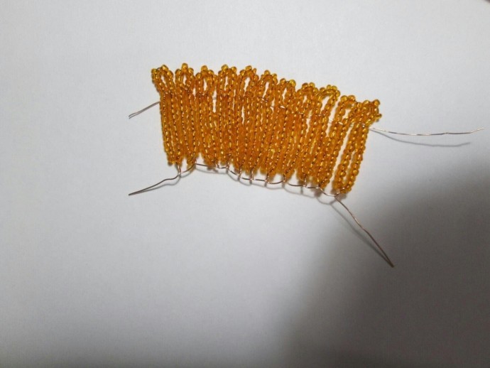 Цветочки из бисера